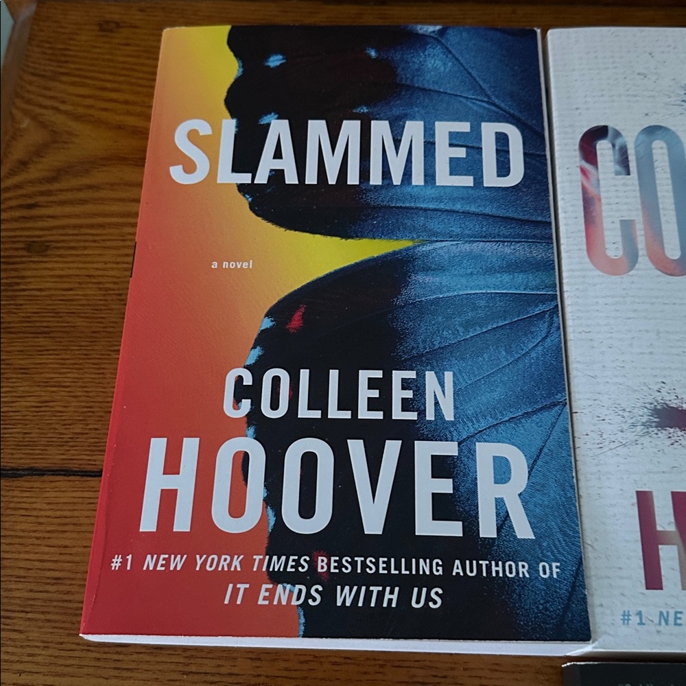 Book Set - Multicolor Covers - Picture 4 of 5